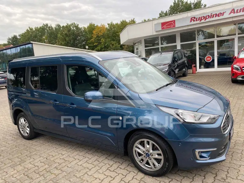 2021 Ford Tourneo