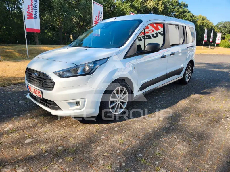 2021 Ford Tourneo