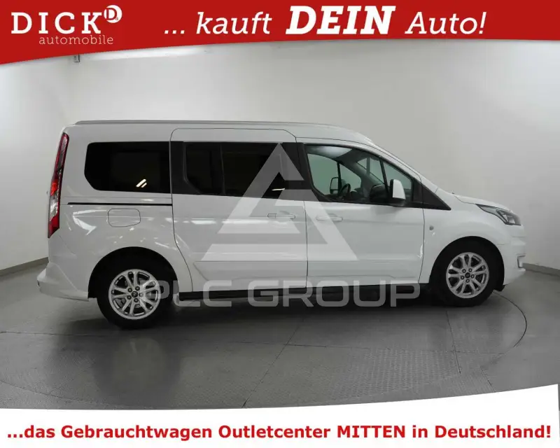 2021 Ford Tourneo