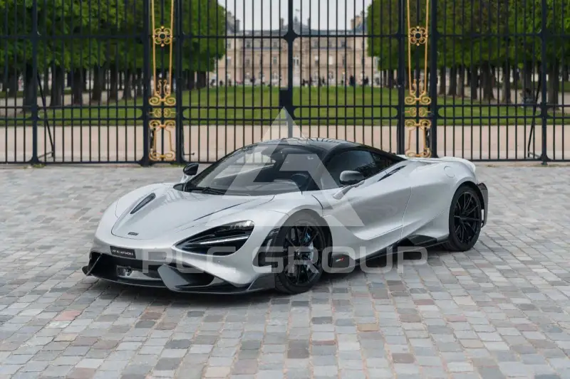 2021 McLaren 765
