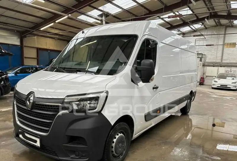 2021 Renault Master