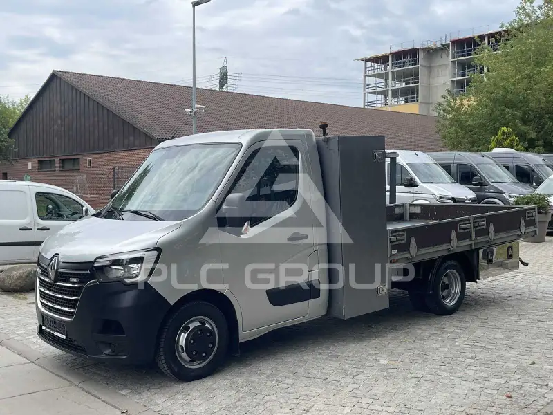 2021 Renault Master