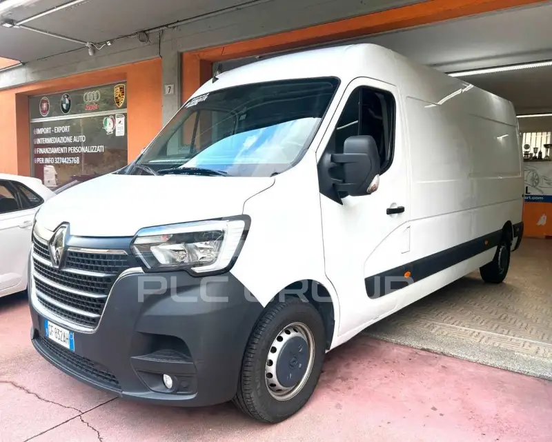 2021 Renault Master
