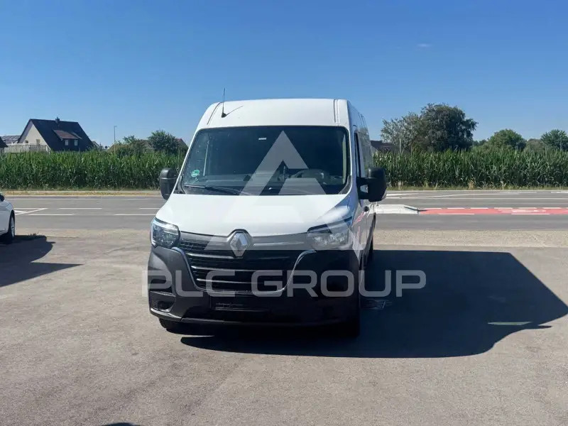 2021 Renault Master
