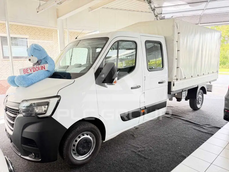 2021 Renault Master