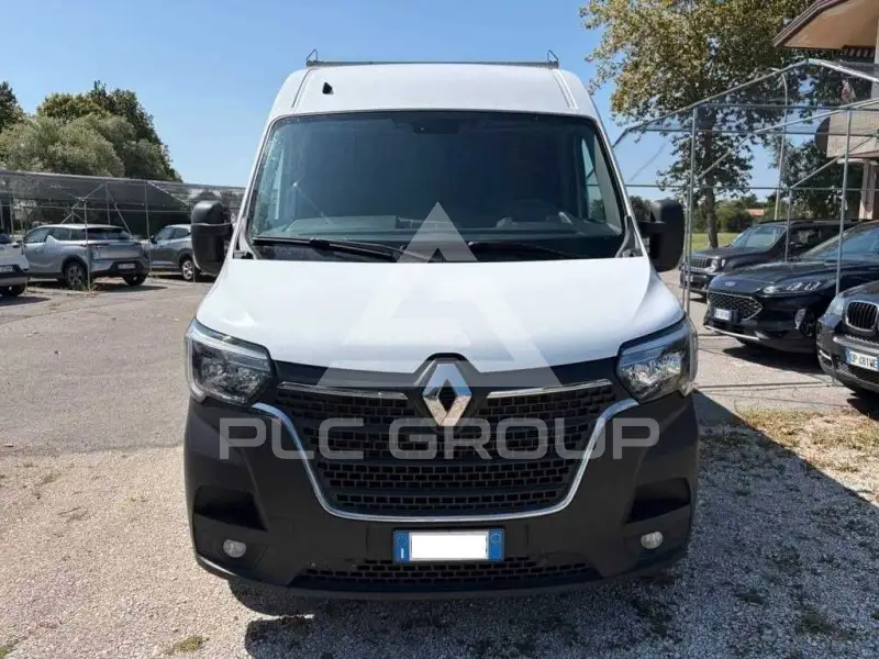 2021 Renault Master