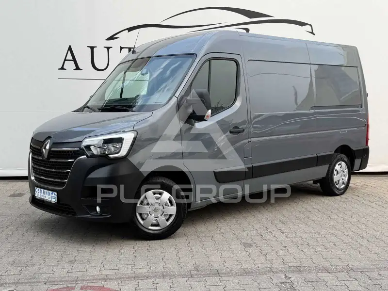 2021 Renault Master