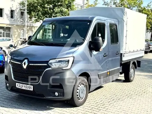 2021 Renault Master