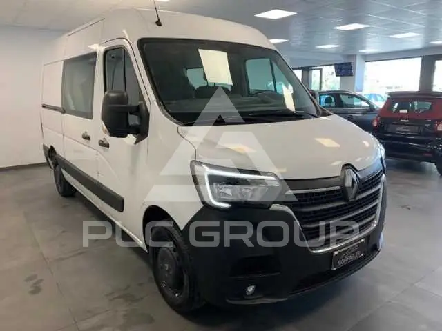2021 Renault Master