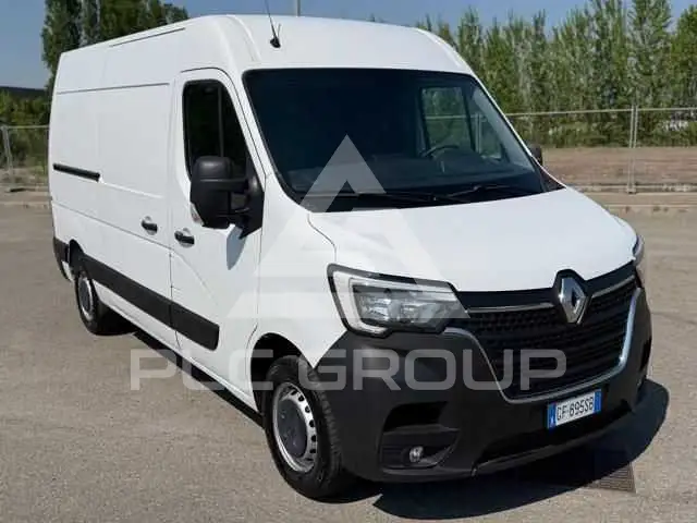 2021 Renault Master