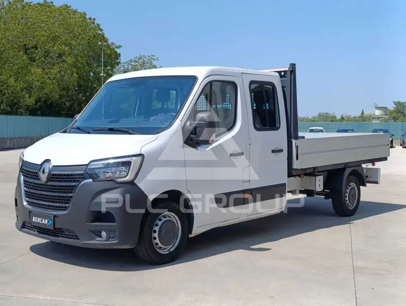 2021 Renault Master