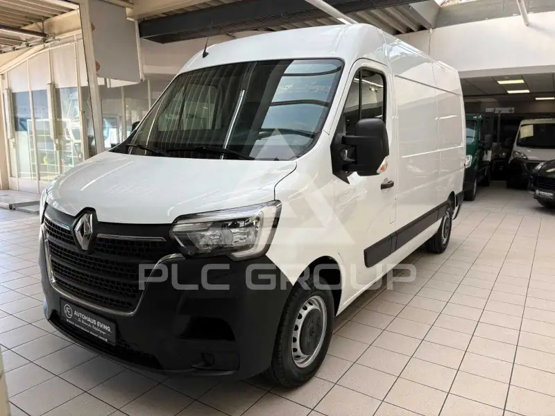 2021 Renault Master