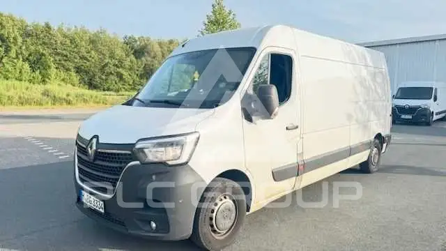 2021 Renault Master