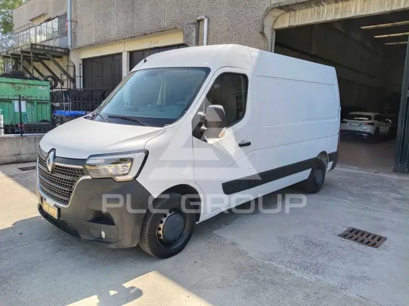 2021 Renault Master