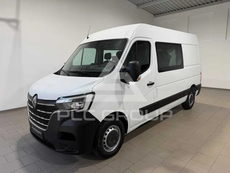 2021 Renault Master