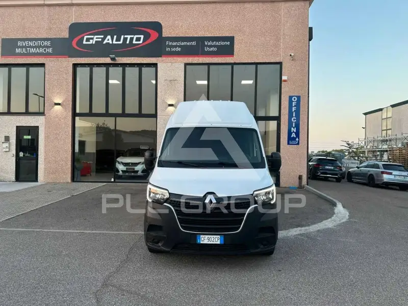 2021 Renault Master