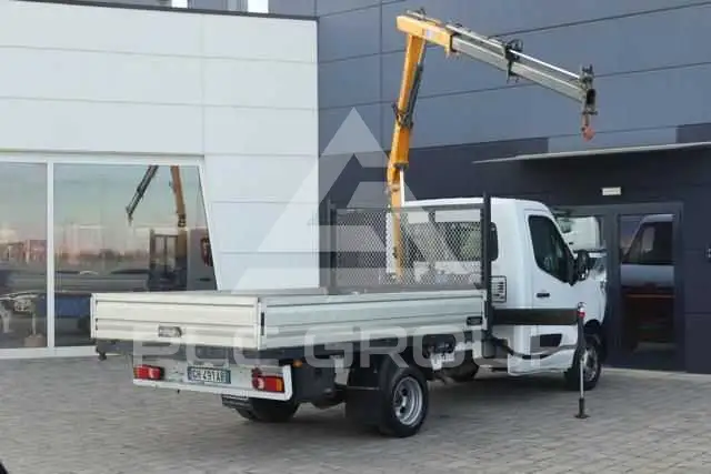 2021 Renault Master