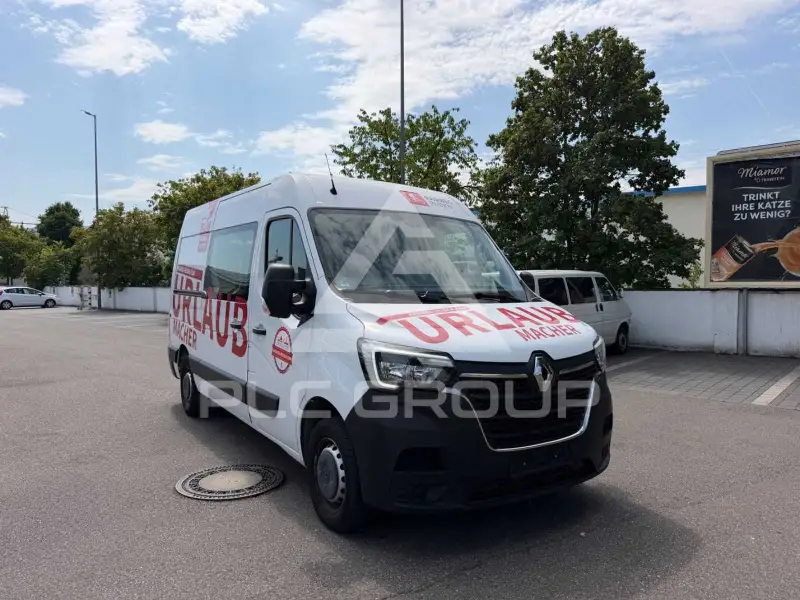 2021 Renault Master