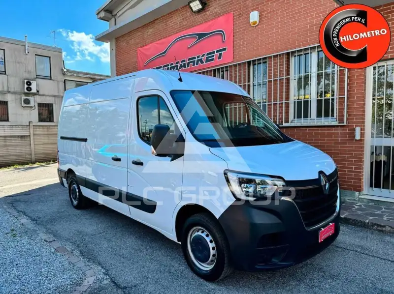 2021 Renault Master