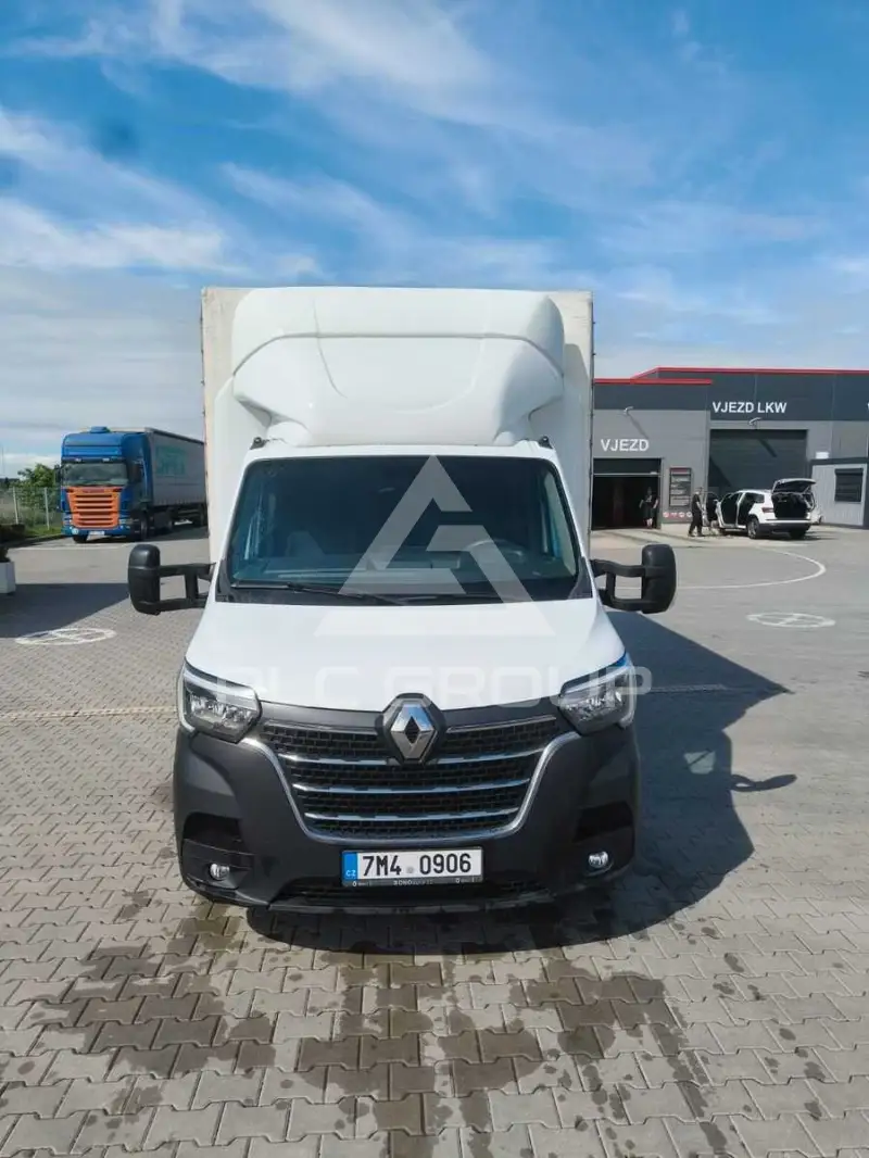 2021 Renault Master