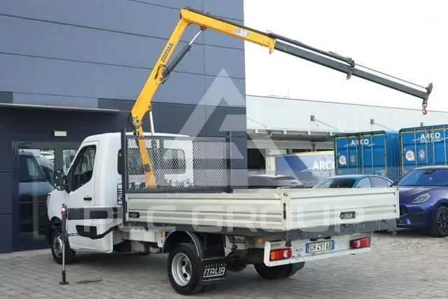 2021 Renault Master