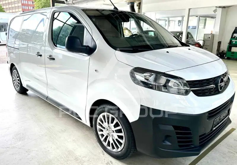 2021 Opel Vivaro