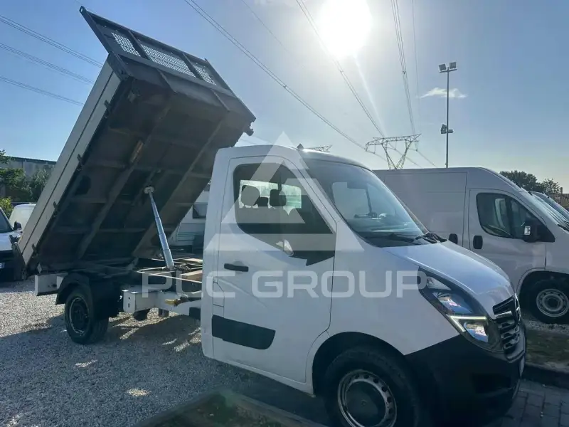 2021 Opel Movano