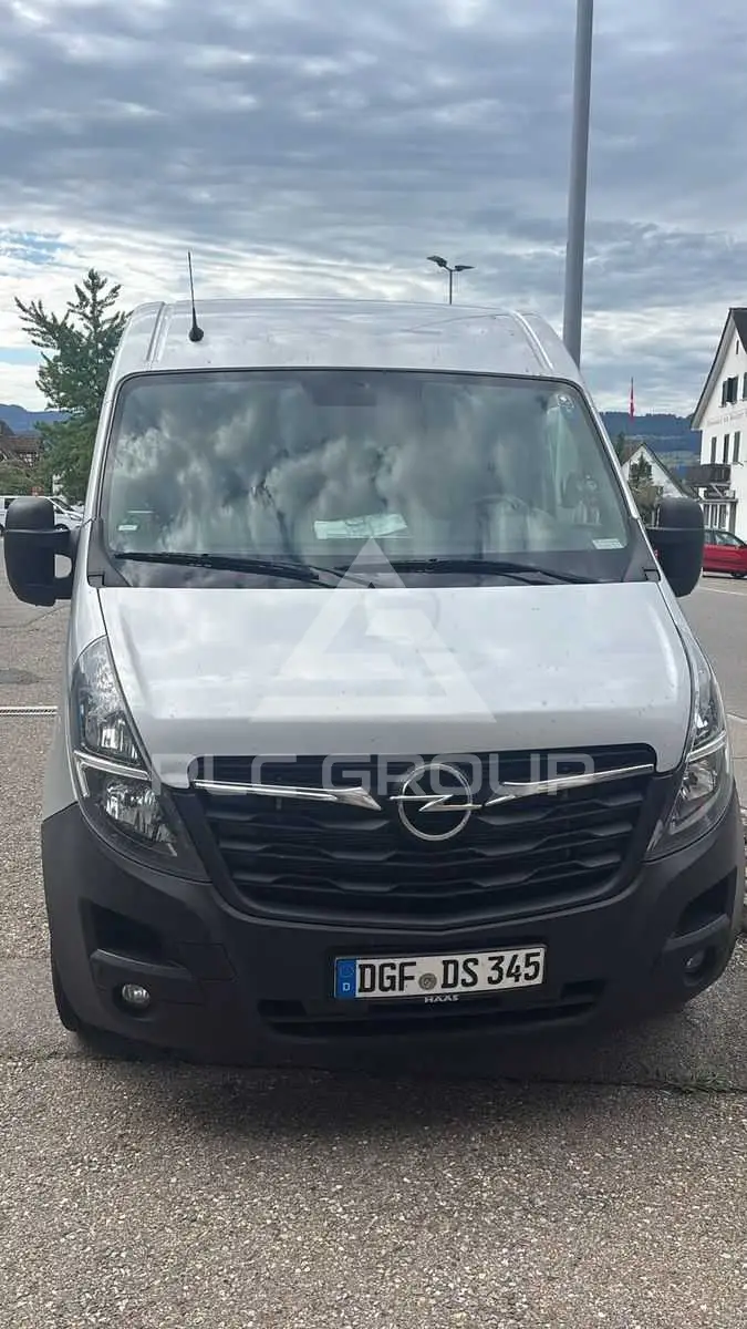 2021 Opel Movano
