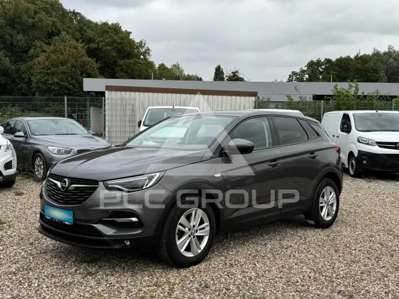 2021 Opel GrandlandX
