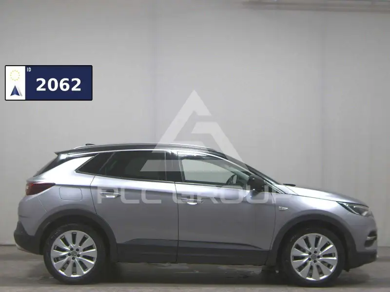 2021 Opel GrandlandX