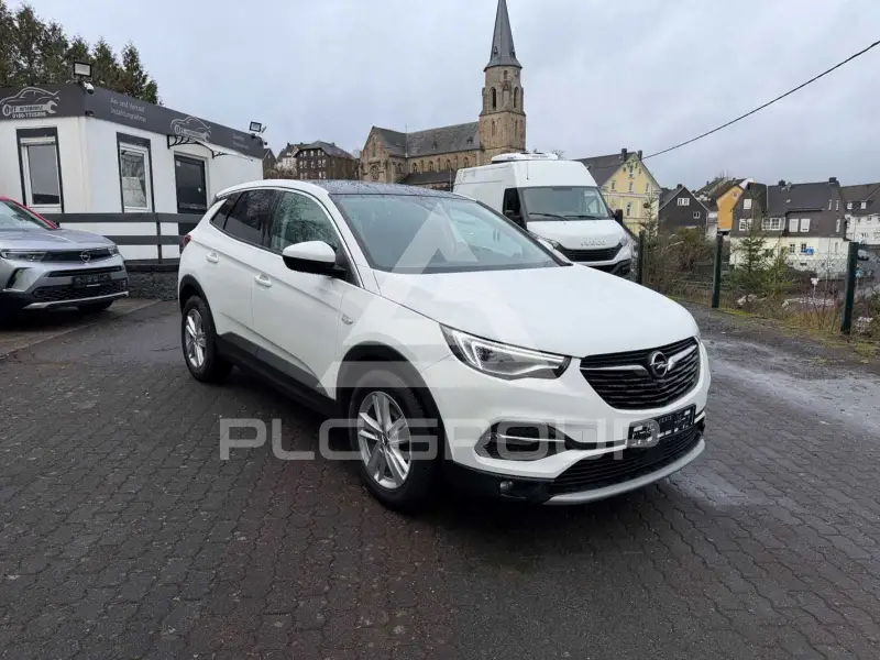 2021 Opel GrandlandX