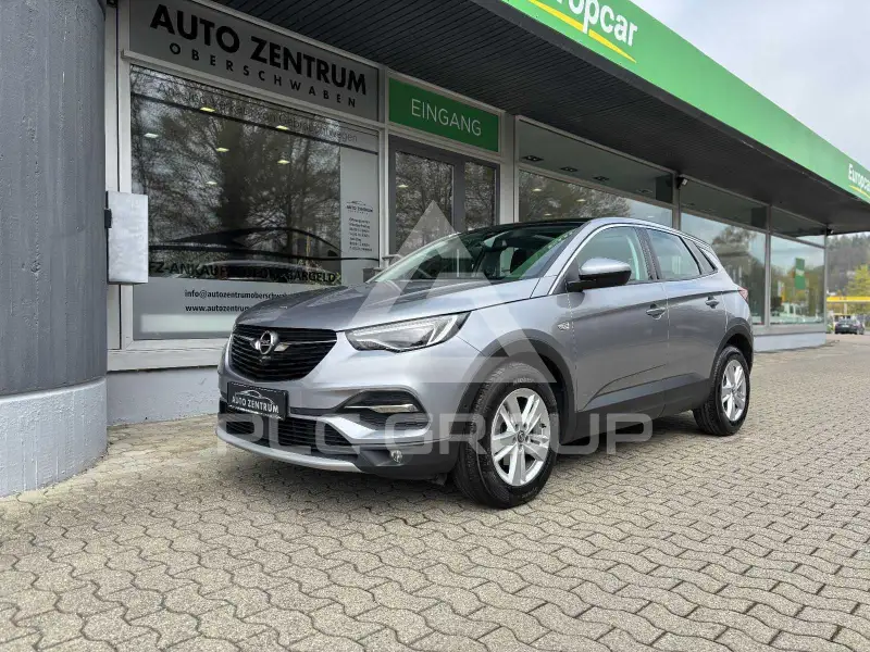 2021 Opel GrandlandX