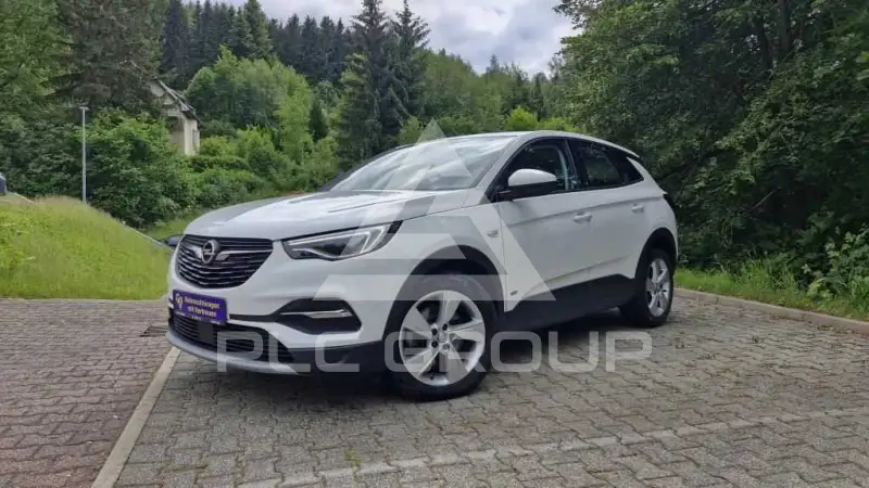 2021 Opel GrandlandX