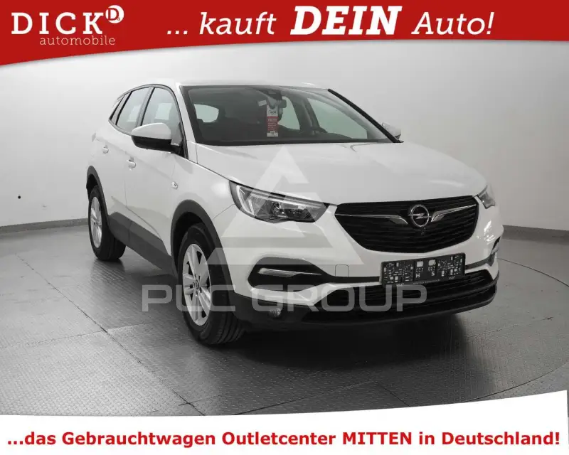2021 Opel GrandlandX