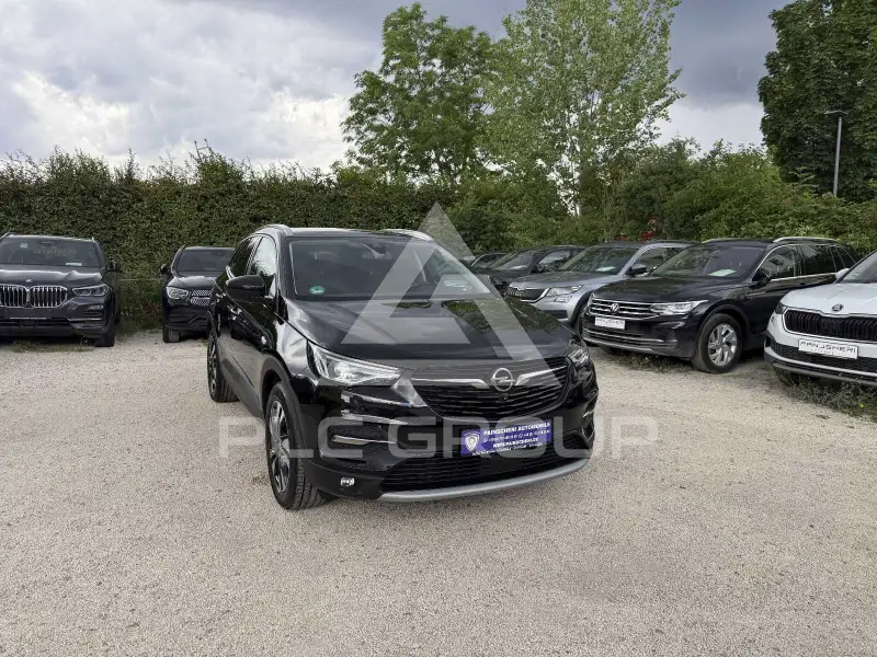 2021 Opel GrandlandX