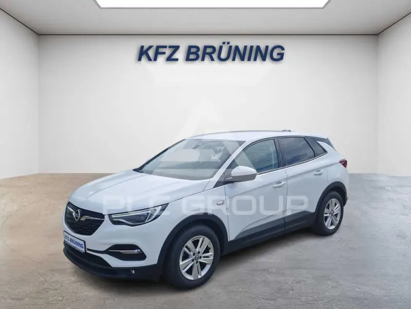 2021 Opel GrandlandX