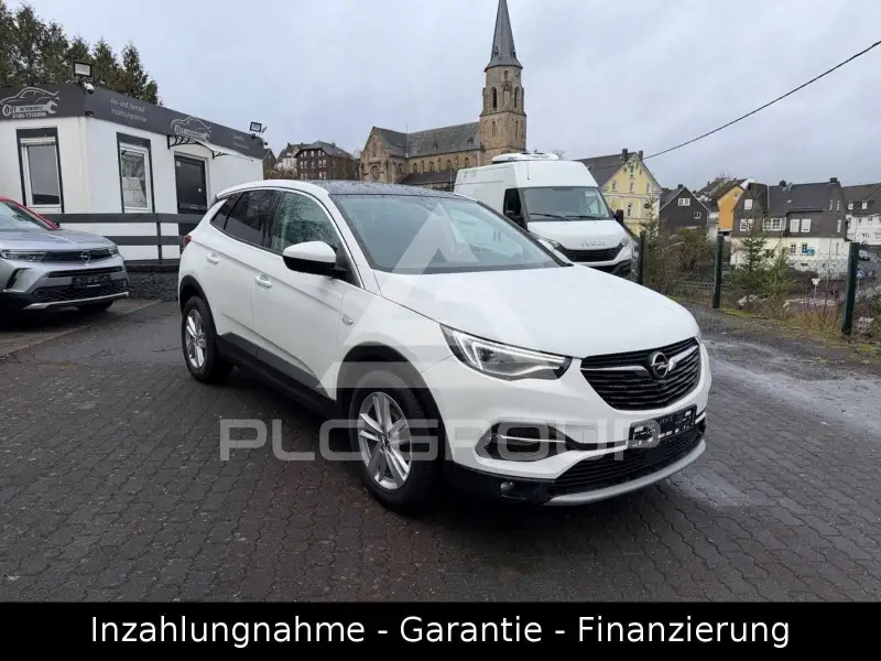 2021 Opel GrandlandX