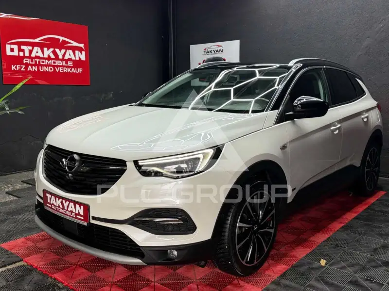 2021 Opel GrandlandX