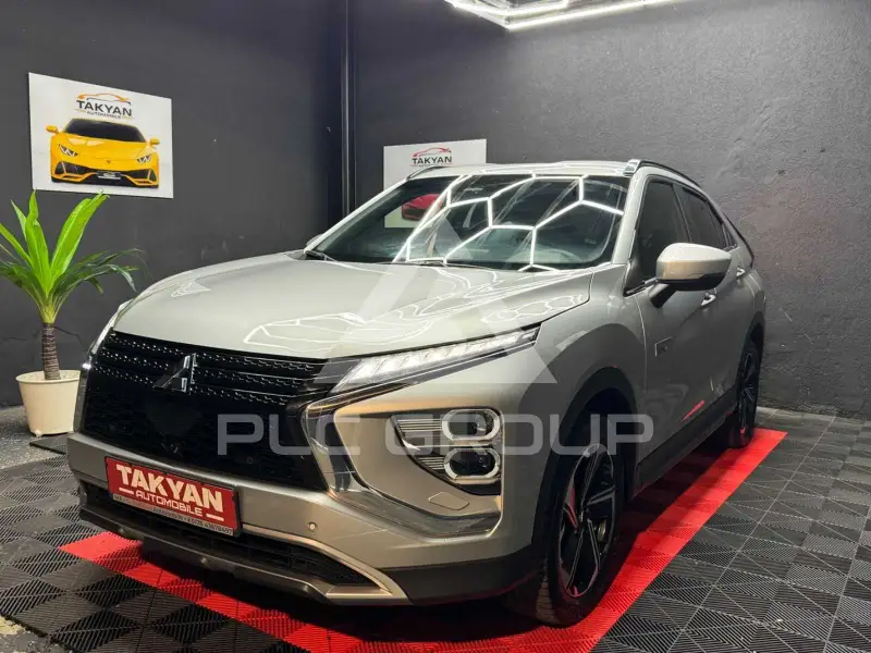 2022 Mitsubishi ECLIPSE