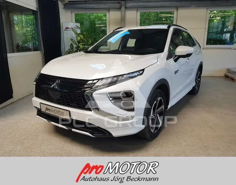 2022 Mitsubishi ECLIPSE