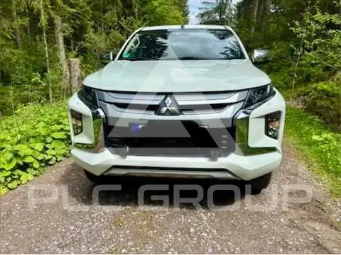 2022 Mitsubishi L200