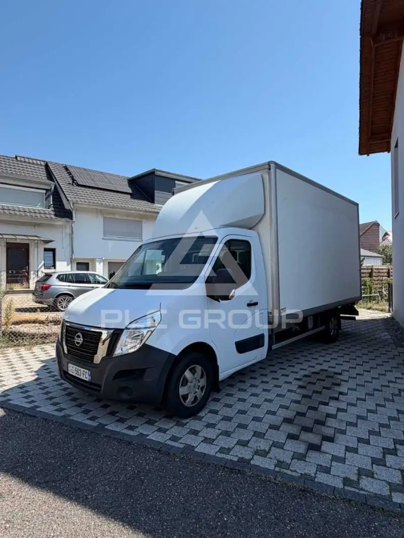 2022 Nissan Interstar