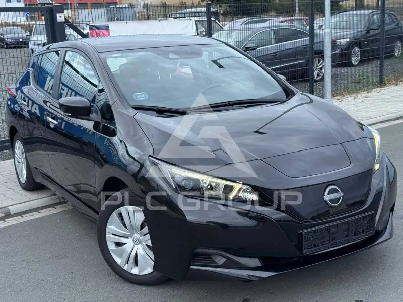2022 Nissan LEAF