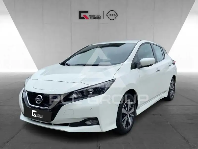 2022 Nissan LEAF