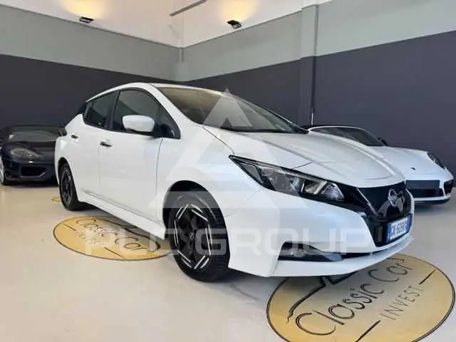 2022 Nissan LEAF