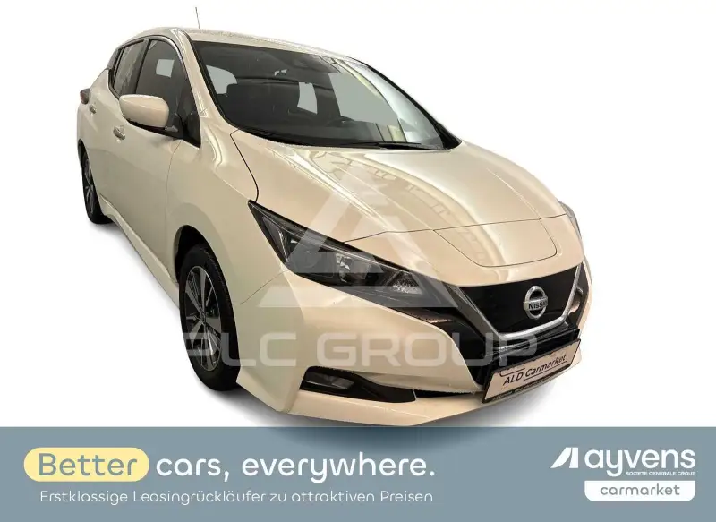 2022 Nissan LEAF
