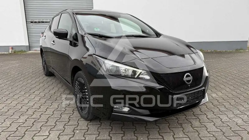 2022 Nissan LEAF