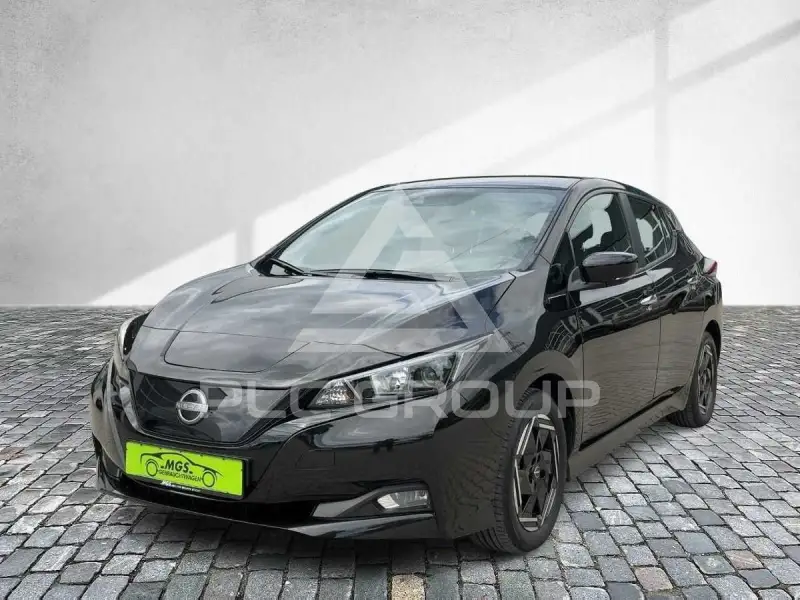 2022 Nissan LEAF