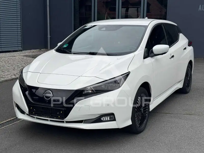 2022 Nissan LEAF