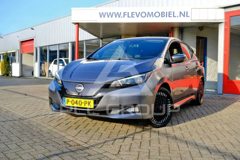 2022 Nissan LEAF